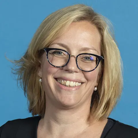 Corine GEURTS VAN KESSEL